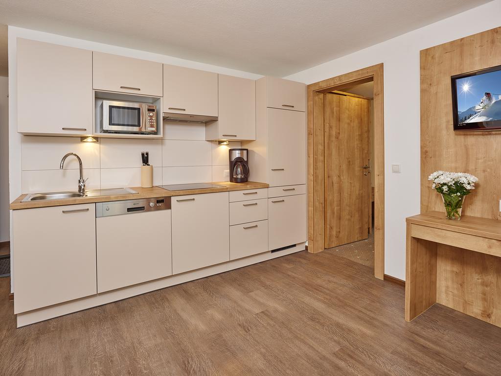 Appartement Gaestehaus Bergkristall Sölden Exteriör bild