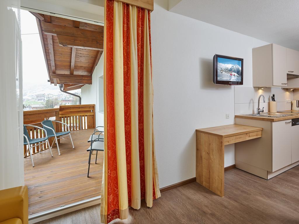 Appartement Gaestehaus Bergkristall Sölden Exteriör bild